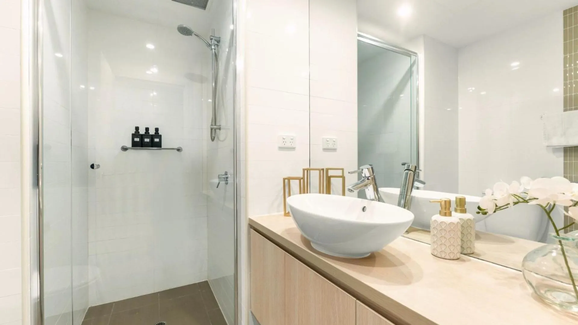 2Br Apartment On Balfours Way Adelaide 0*,