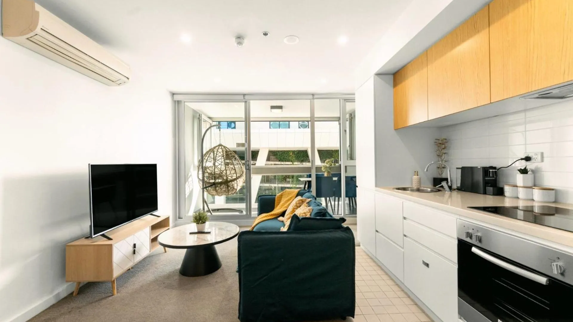 2Br Apartment On Balfours Way Adelaide